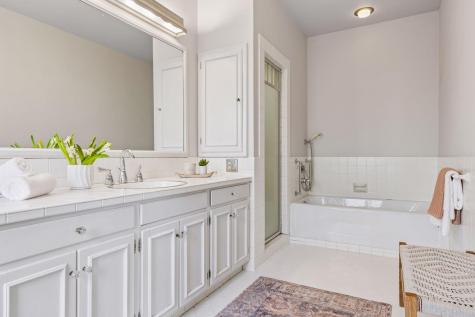 30 Crocus Place Saint Paul MN 55102