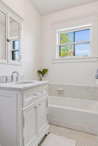 30 Crocus Place Saint Paul MN 55102
