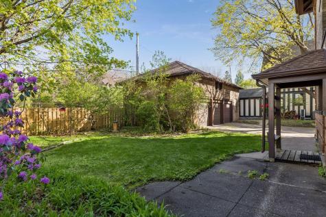 30 Crocus Place Saint Paul MN 55102