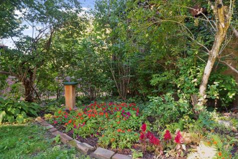 30 Crocus Place Saint Paul MN 55102