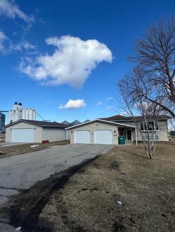 915 Bennett Avenue Portland ND 58274