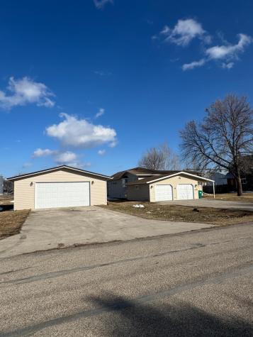 915 Bennett Avenue Portland ND 58274