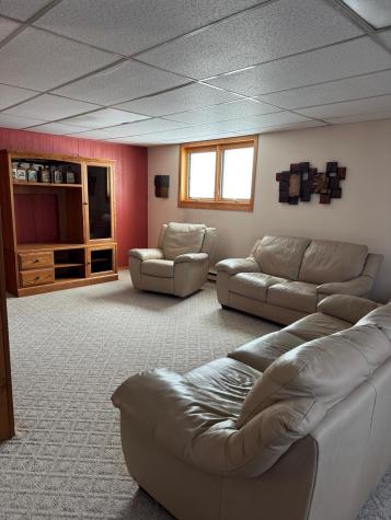 915 Bennett Avenue Portland ND 58274