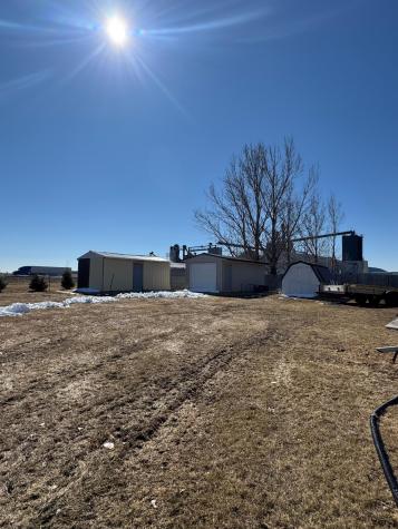 915 Bennett Avenue Portland ND 58274