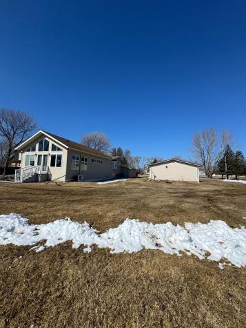 915 Bennett Avenue Portland ND 58274