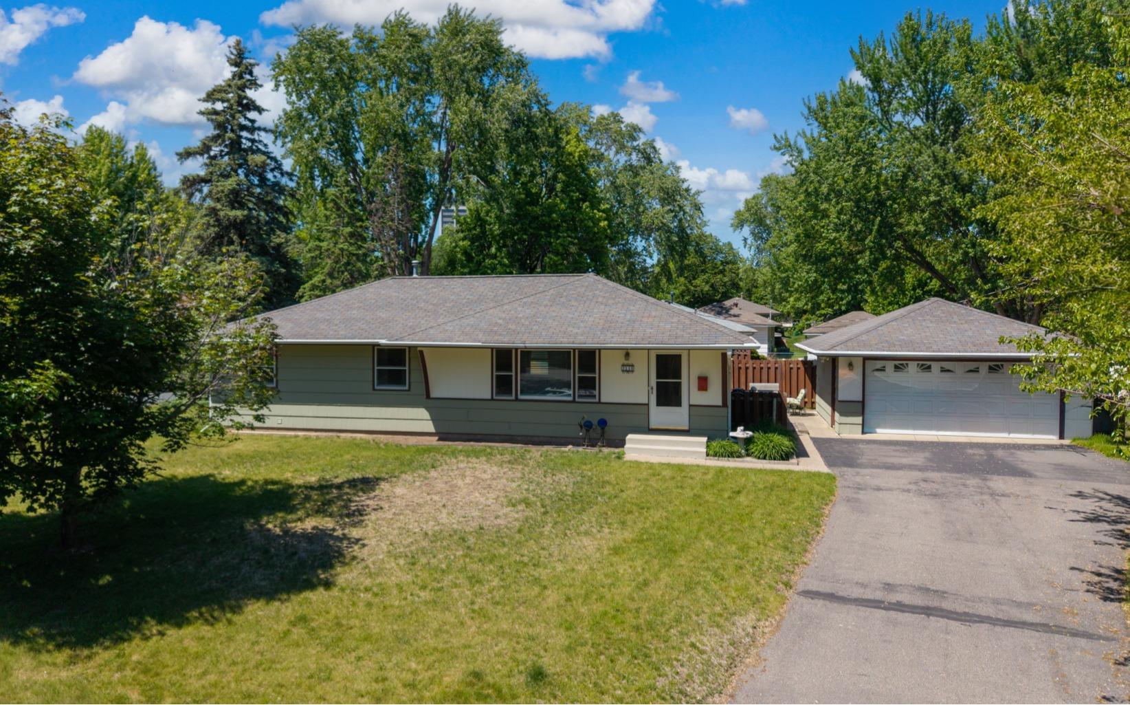 3110 W 82nd Street Bloomington MN 55431