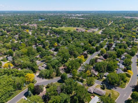 3110 W 82nd Street Bloomington MN 55431