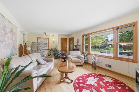 3110 W 82nd Street Bloomington MN 55431