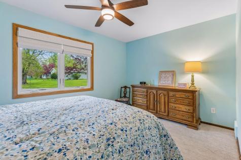 3170 Queensland Lane N Plymouth MN 55447