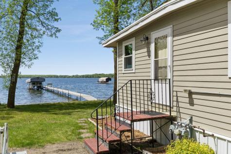 16940 Elmore Way Faribault MN 55021