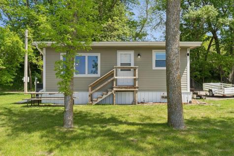 16940 Elmore Way Faribault MN 55021