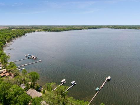 16940 Elmore Way Faribault MN 55021