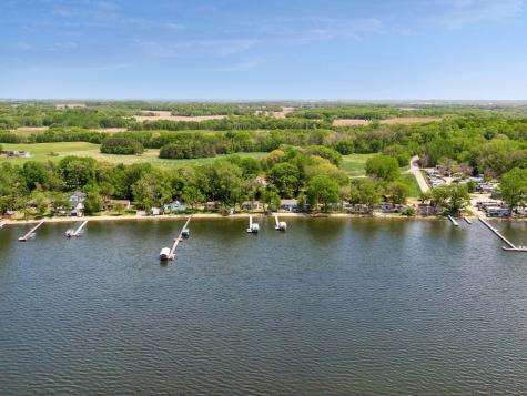 16940 Elmore Way Faribault MN 55021