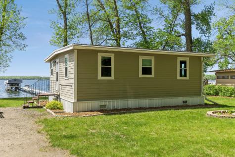 16940 Elmore Way Faribault MN 55021