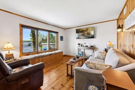 16940 Elmore Way Faribault MN 55021