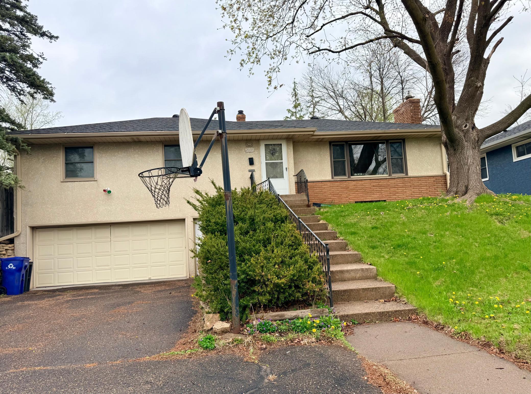 2035 California Avenue E Saint Paul MN 55119