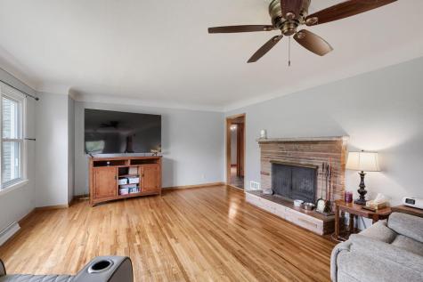 212 Woodley Street W Northfield MN 55057
