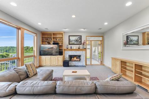 18715 24th Avenue N Plymouth MN 55447