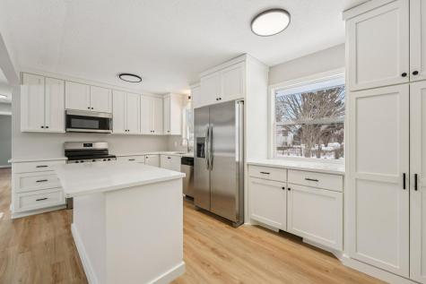 20550 Iceland Avenue Lakeville MN 55044