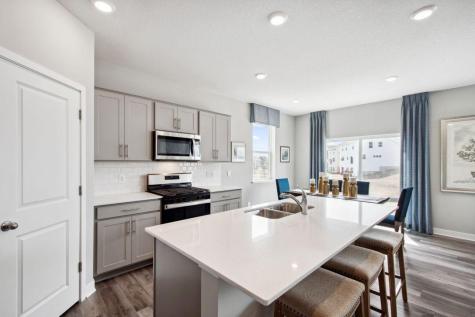 2367 Highview Terrace Shakopee MN 55379