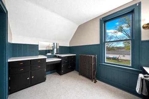 112 7th Avenue NW Faribault MN 55021