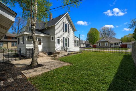 112 7th Avenue NW Faribault MN 55021