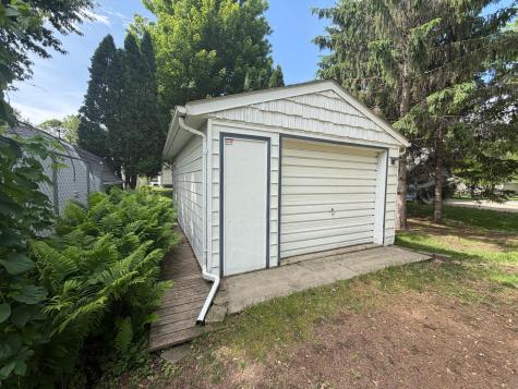 219 10th Avenue Worthington MN 56187