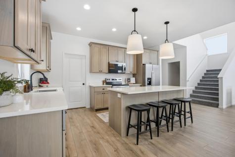 1039 61st Avenue W West Fargo ND 58078