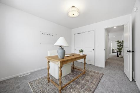 1039 61st Avenue W West Fargo ND 58078