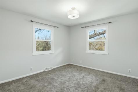 2921 La Salle Street Eau Claire WI 54703