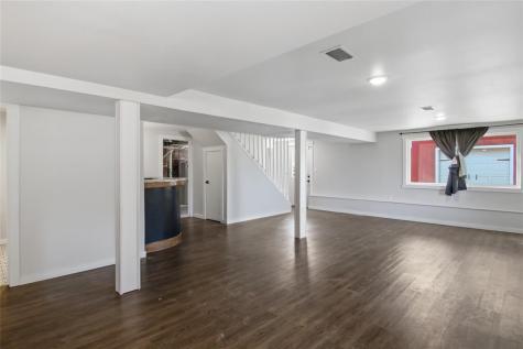2921 La Salle Street Eau Claire WI 54703