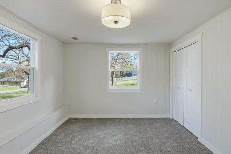 2921 La Salle Street Eau Claire WI 54703