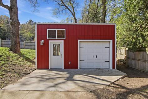2921 La Salle Street Eau Claire WI 54703
