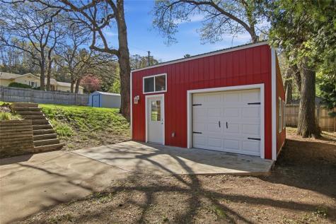 2921 La Salle Street Eau Claire WI 54703