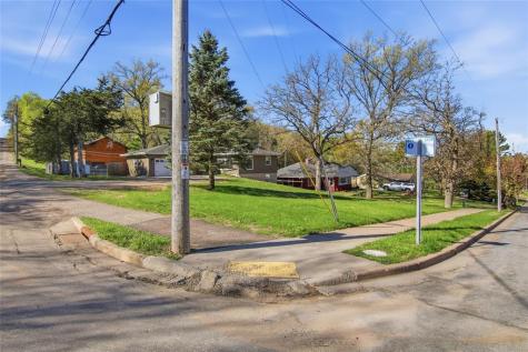 2921 La Salle Street Eau Claire WI 54703