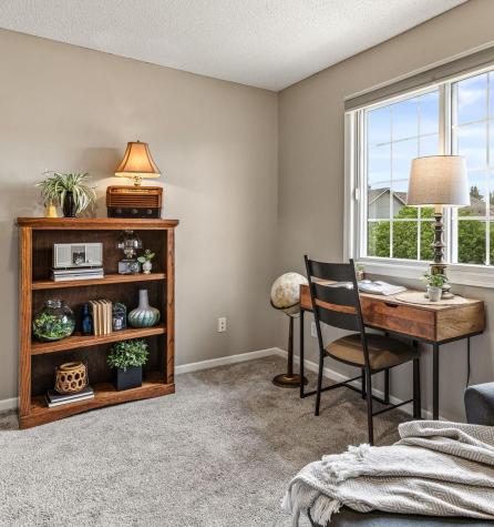 1913 Mockingbird Avenue Shakopee MN 55379