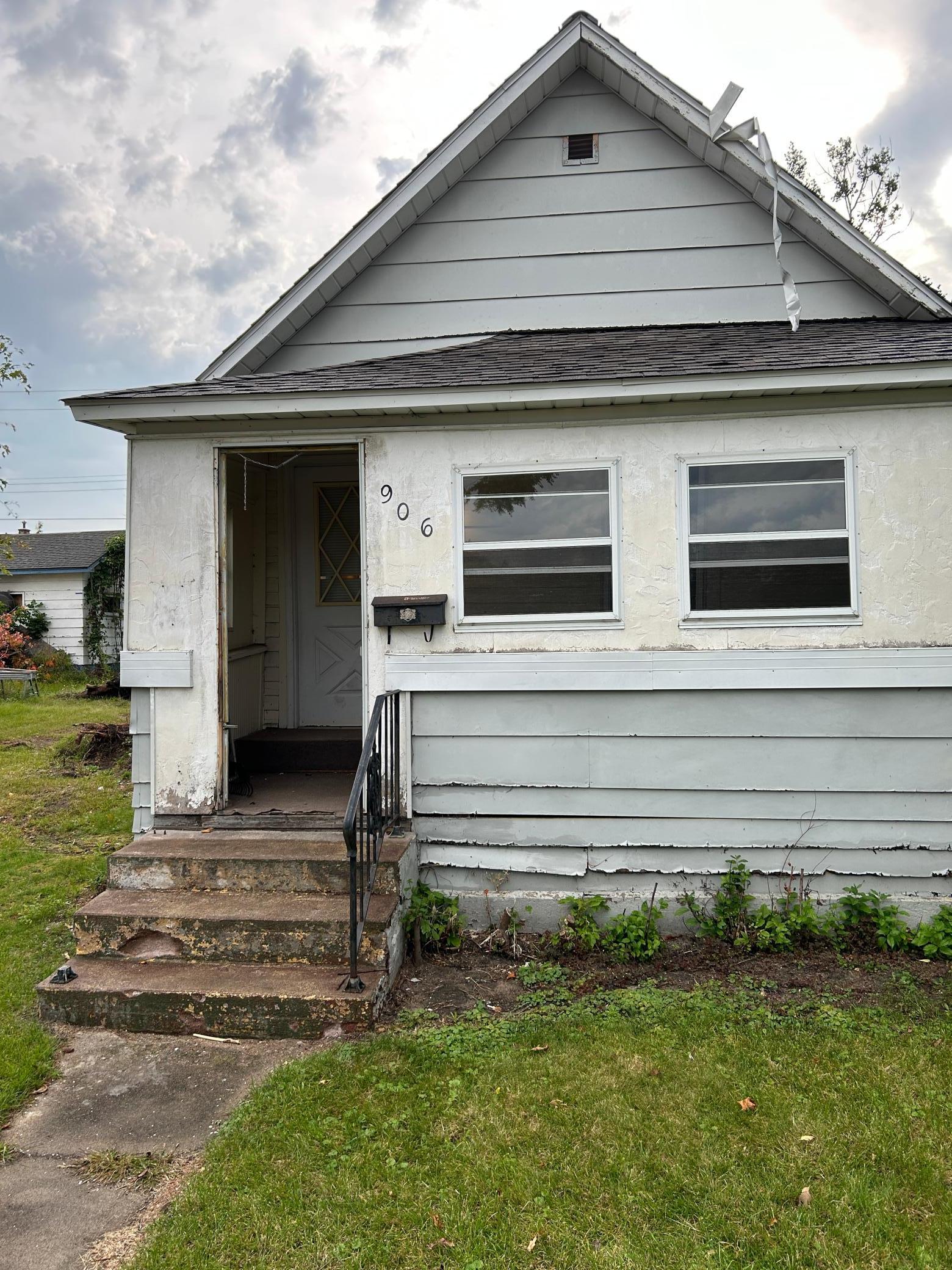 906 Irvine Avenue NW Bemidji MN 56601