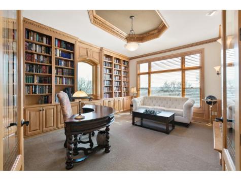 10689 Sonoma Ridge Eden Prairie MN 55347