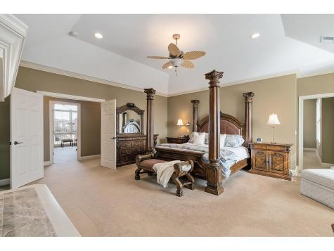 10689 Sonoma Ridge Eden Prairie MN 55347
