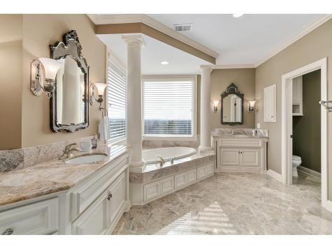 10689 Sonoma Ridge Eden Prairie MN 55347
