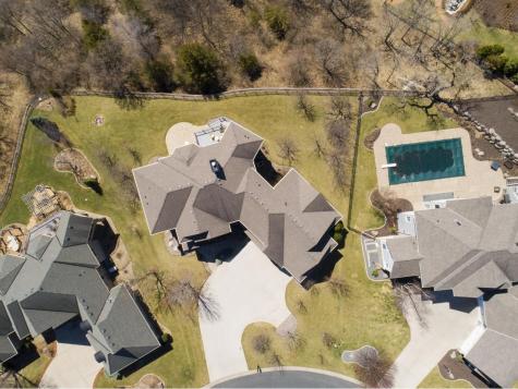 10689 Sonoma Ridge Eden Prairie MN 55347