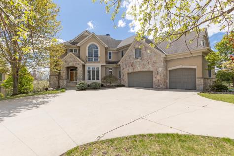10689 Sonoma Ridge Eden Prairie MN 55347