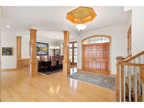 10689 Sonoma Ridge Eden Prairie MN 55347