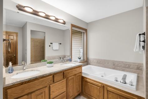 1805 Creek Lane Northfield MN 55057