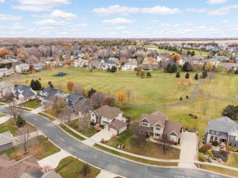 1805 Creek Lane Northfield MN 55057