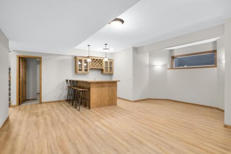 1805 Creek Lane Northfield MN 55057