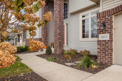 1805 Creek Lane Northfield MN 55057