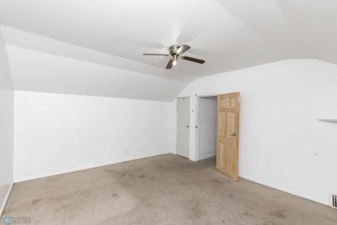 601 10th Street S Fargo ND 58103