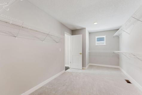 7698 22nd Avenue E Shakopee MN 55379