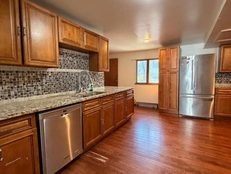 384 Rowland Street Tracy MN 56175